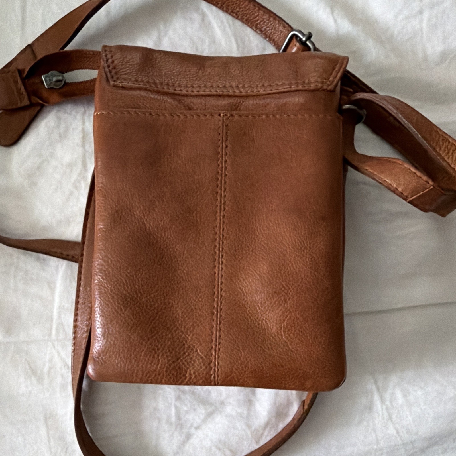 oak&tan Brown Small Crossbody Bag Magnetic Flap Zip Pockets Adjustable Strap