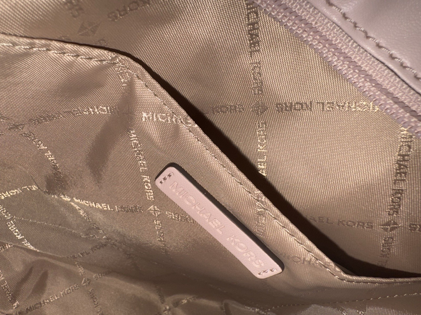 MICHAEL KORS JET SET TRAVEL SMALL ZIP CROSSBODY MESSENGER BAG MK BLUSH PINK LOGO