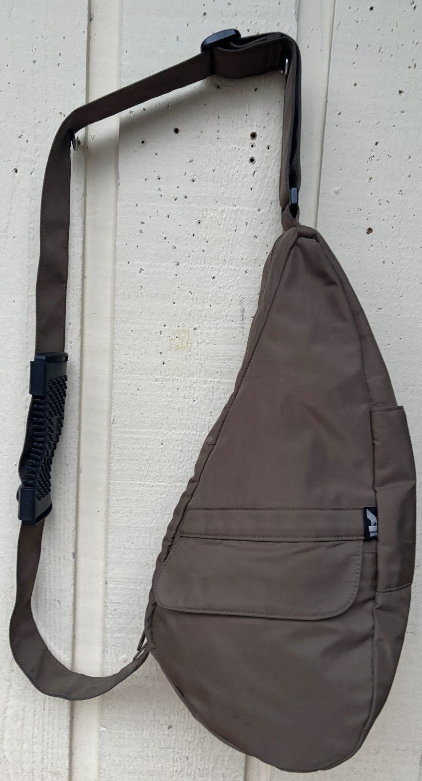 AmeriBag Nylon healthy back bag . Brown