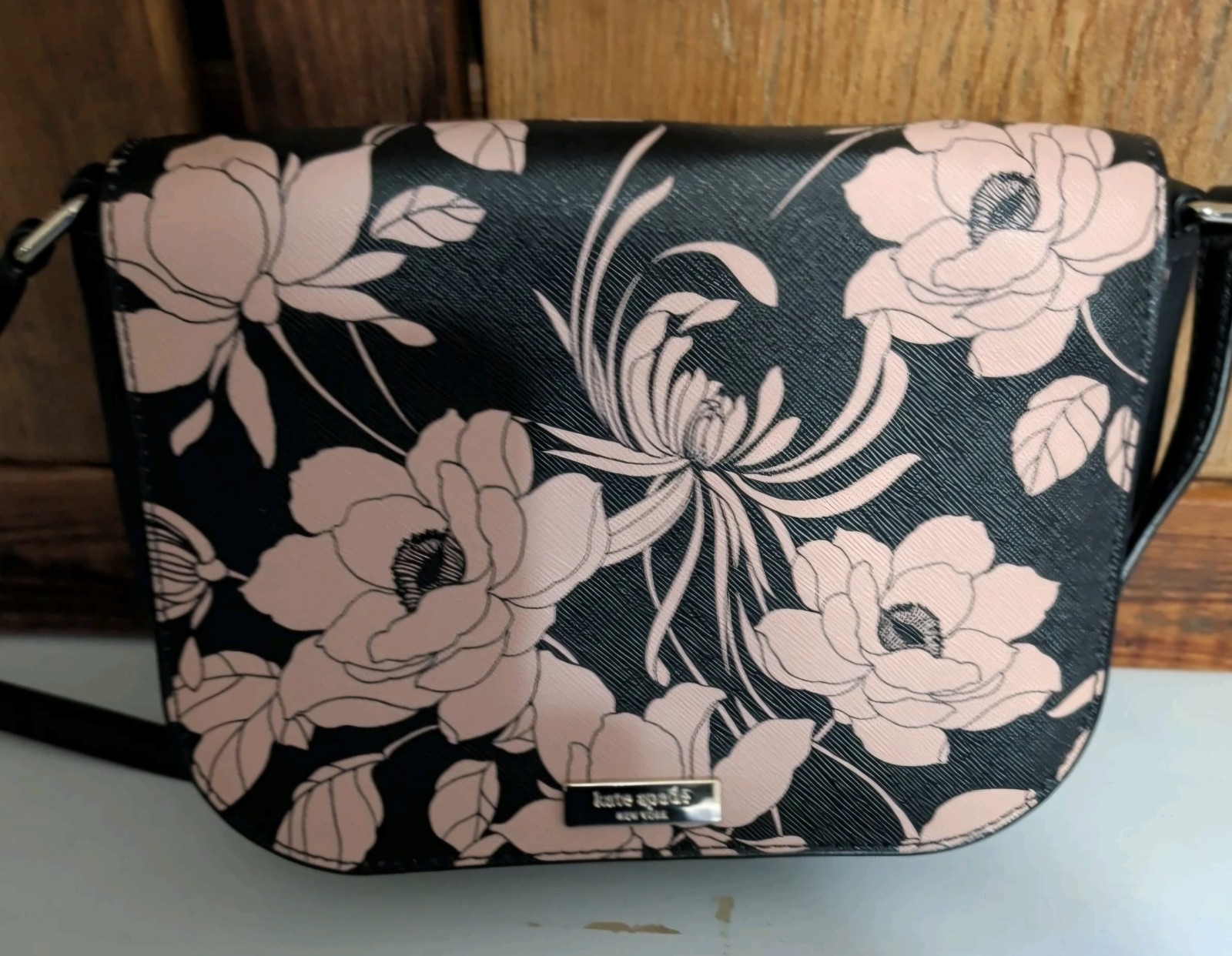 Kate Spade NWT Laurel Way Gardenia Floral Print Crossbody Purse