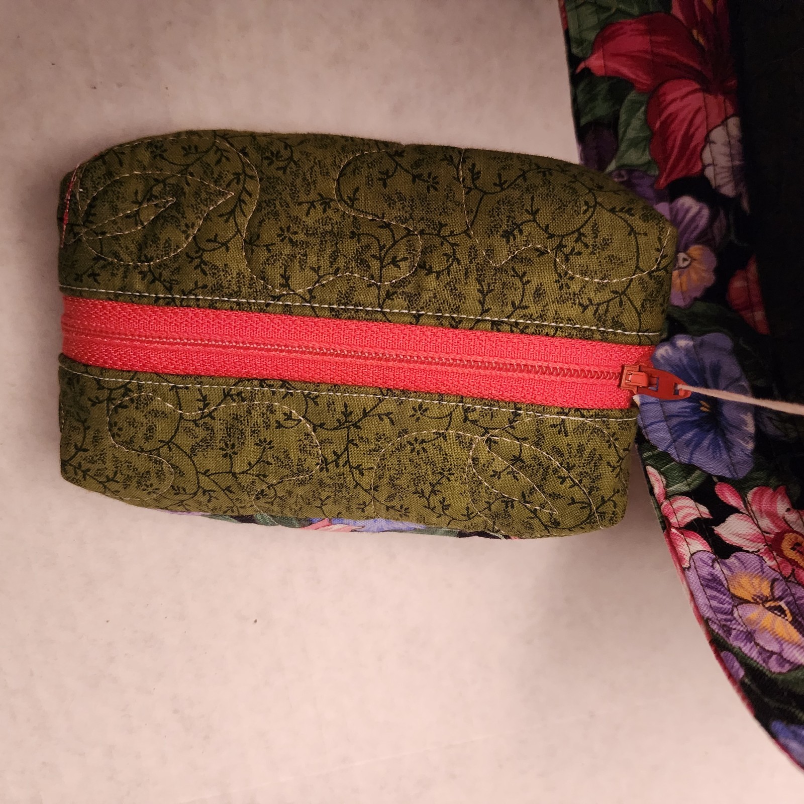 Holston Mountain Quilted Floral Handbag BowTuck with Matching Zip Tote