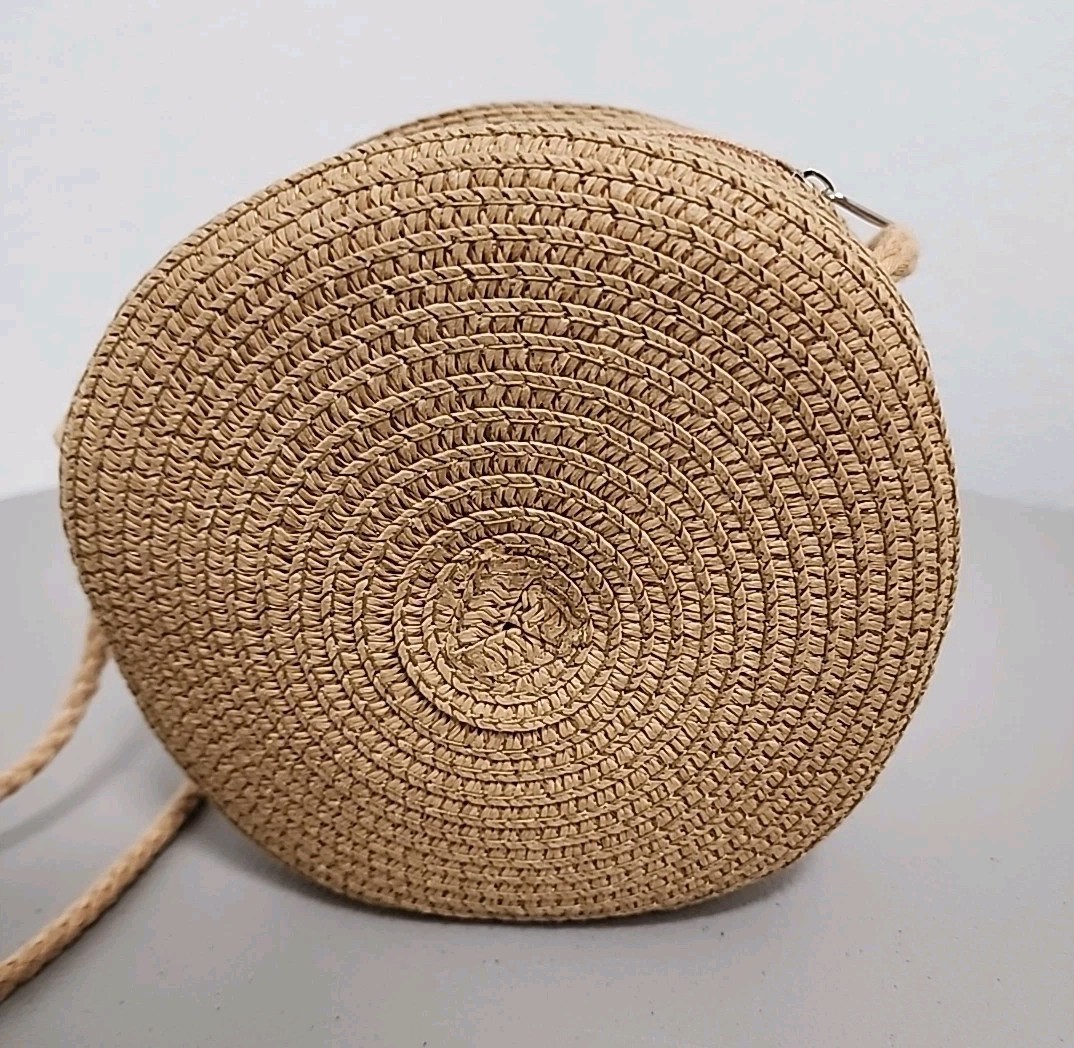 Mini Minimalist Straw Bag, Mini Woven Crossbody Bag, (6.3 X 6.3) Inch