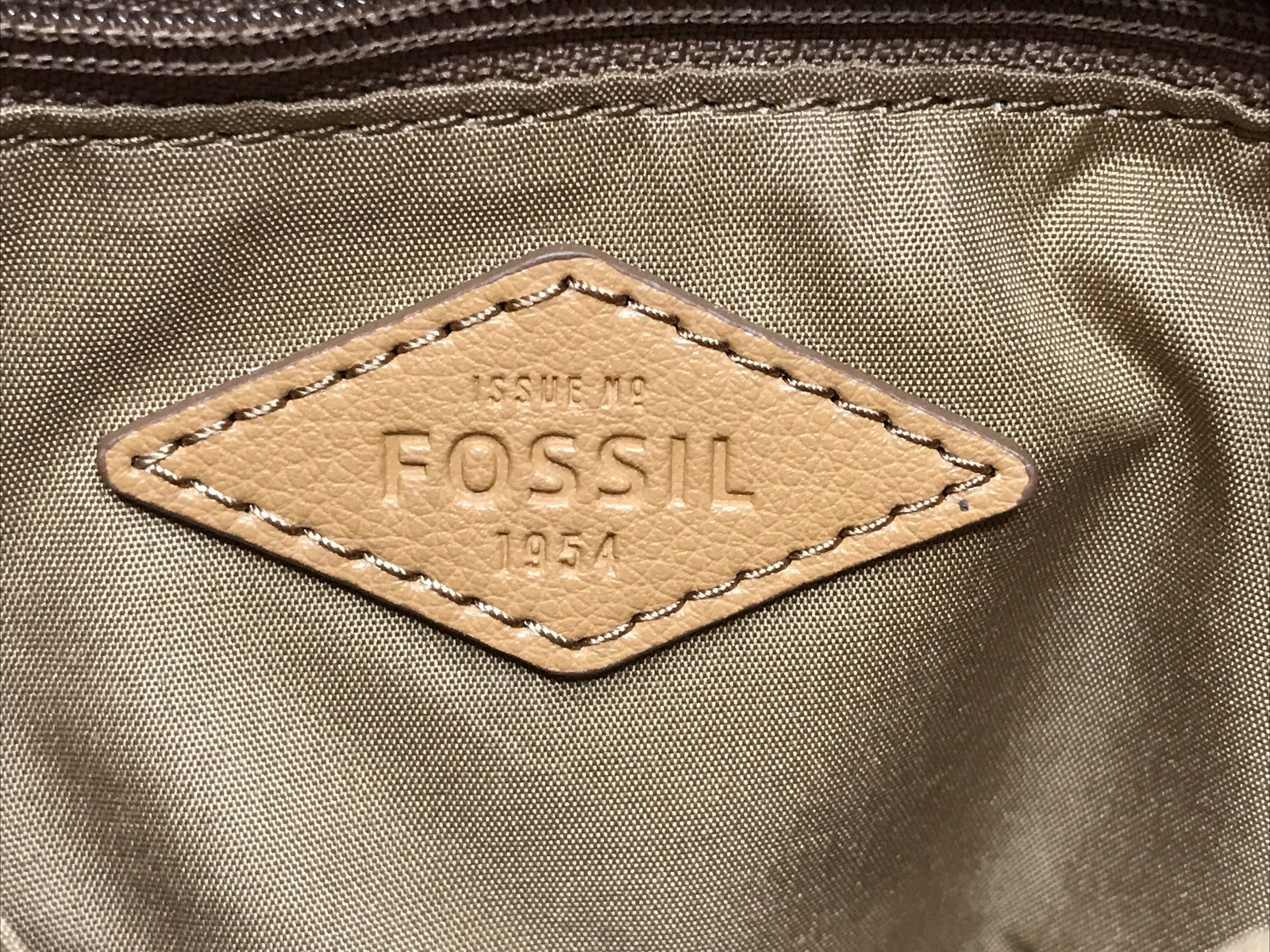 Excellent Fossil Rayna Crossbody Drawstring Tassel Adjustable Tan Cream Jacquard
