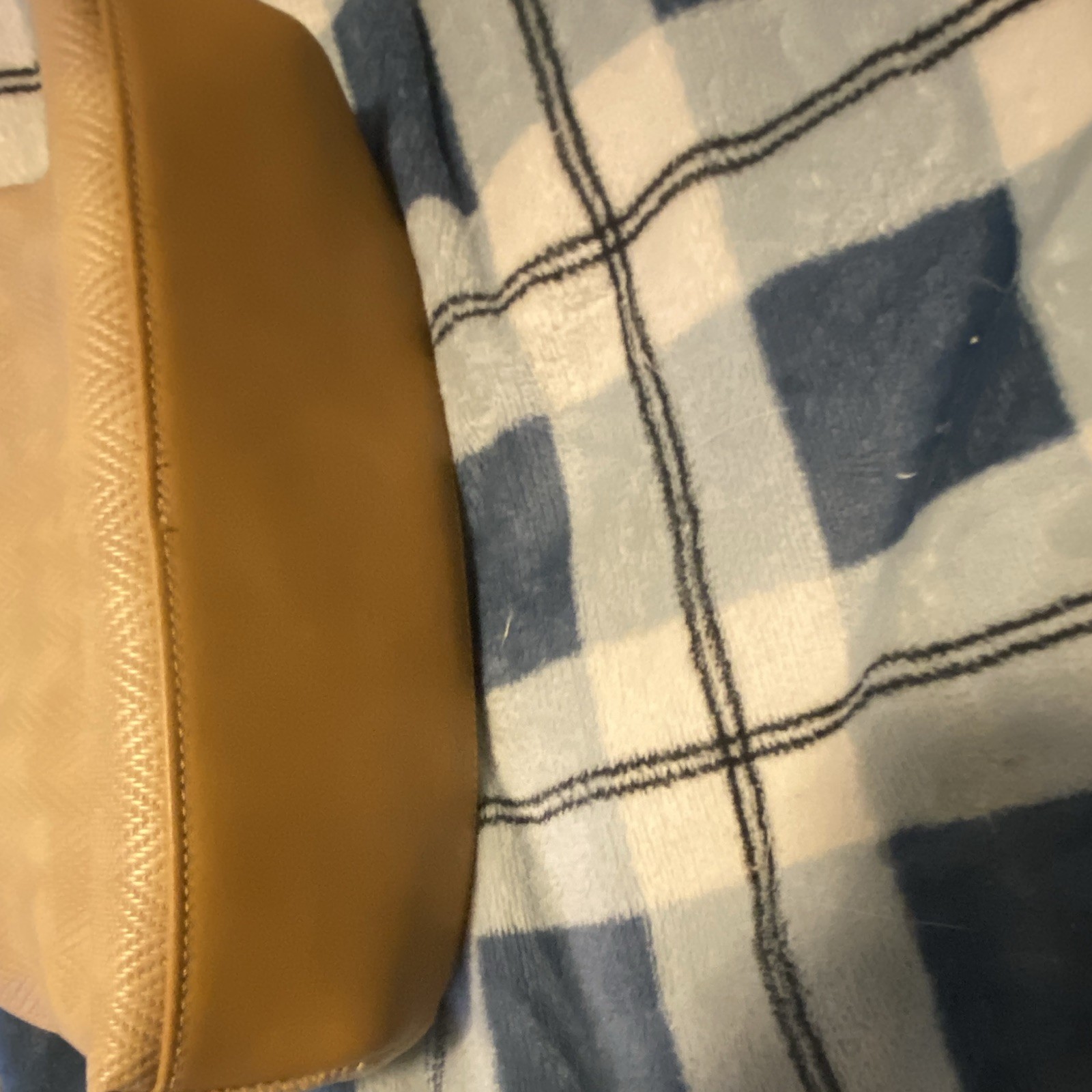 Sondra Roberts Beige/Tan Chevron Small Crossbody Zip/Mag Snap Adj Strap Silver