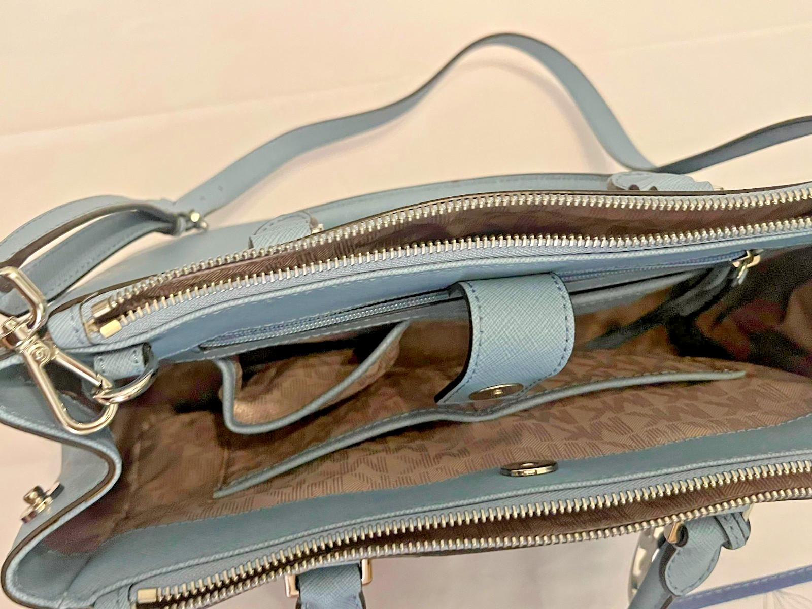Michael Kors Medium Selma Saffiano bag Blue