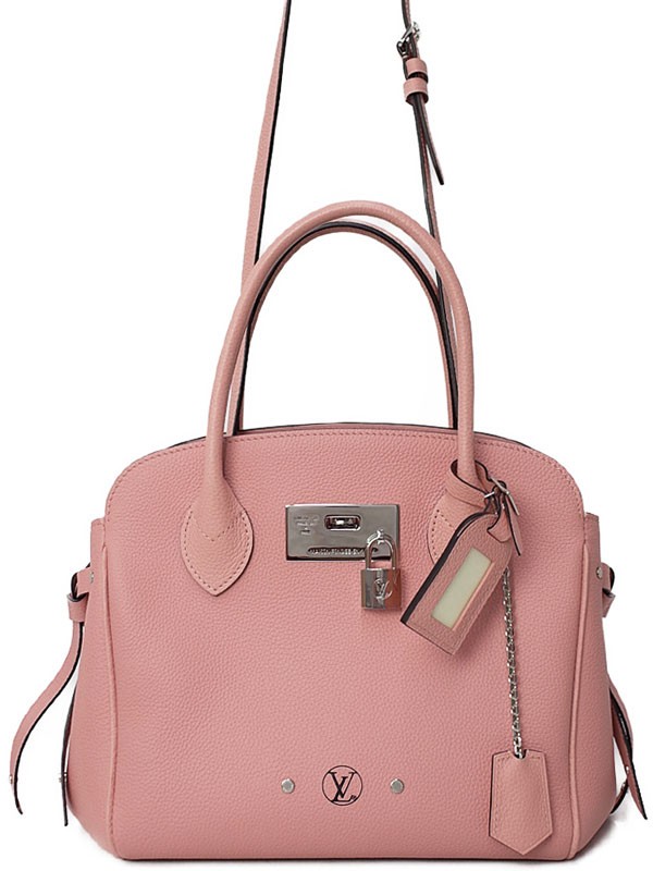Louis Vuitton Milla bag black pebbled Veau Nuage leather