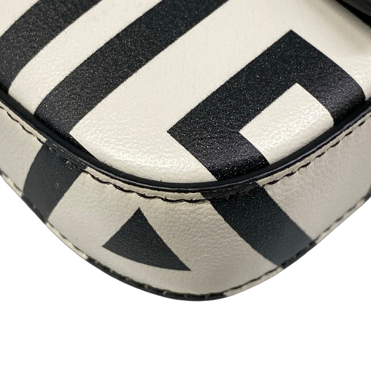 Fendi Baguette Phone Pouch Handbag 7AS142 Black White Leather