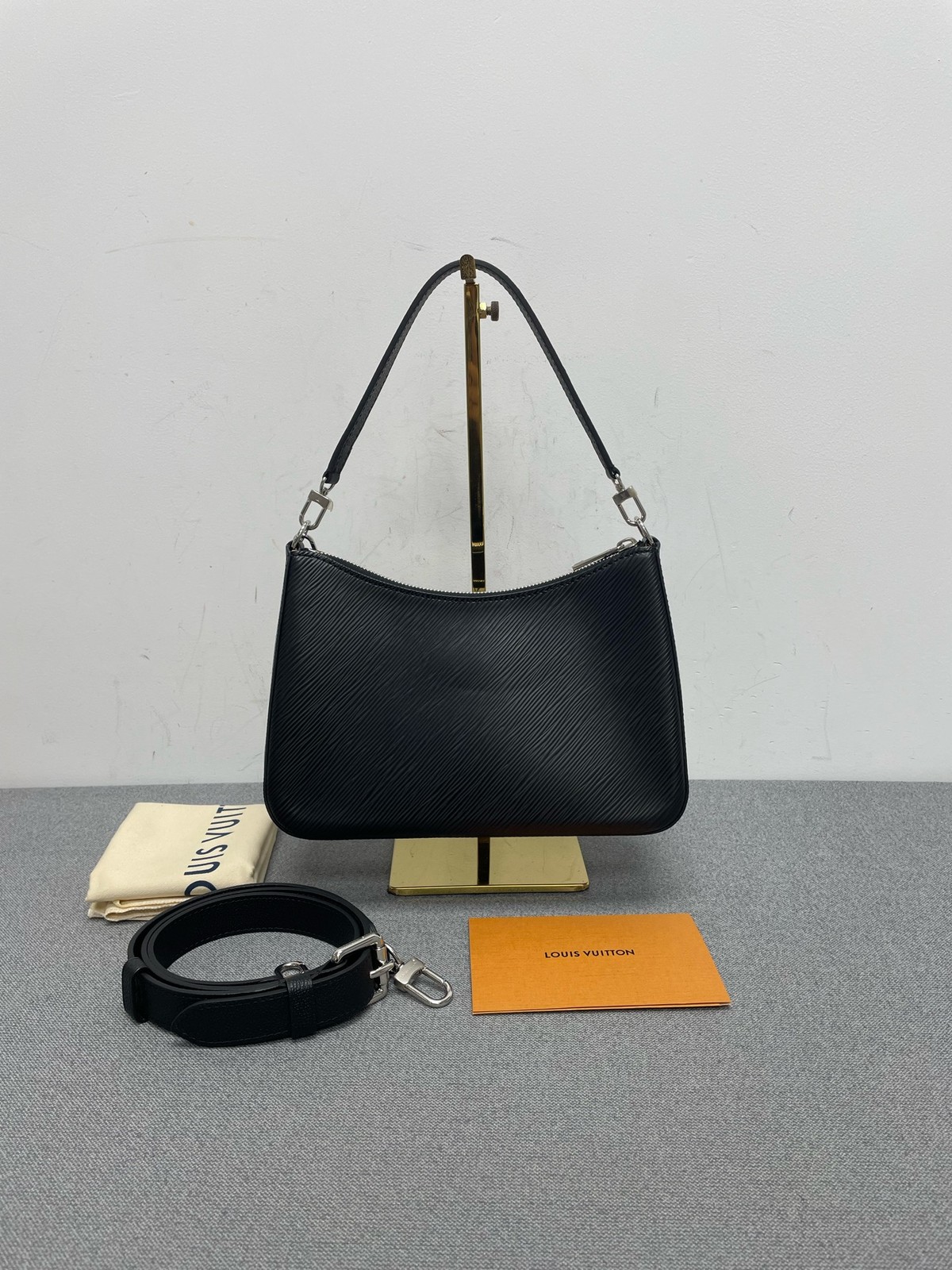 Louis Vuitton Epi Marelle 25 Black Epi Leather Shoulder Crossbody Bag Duty Paid