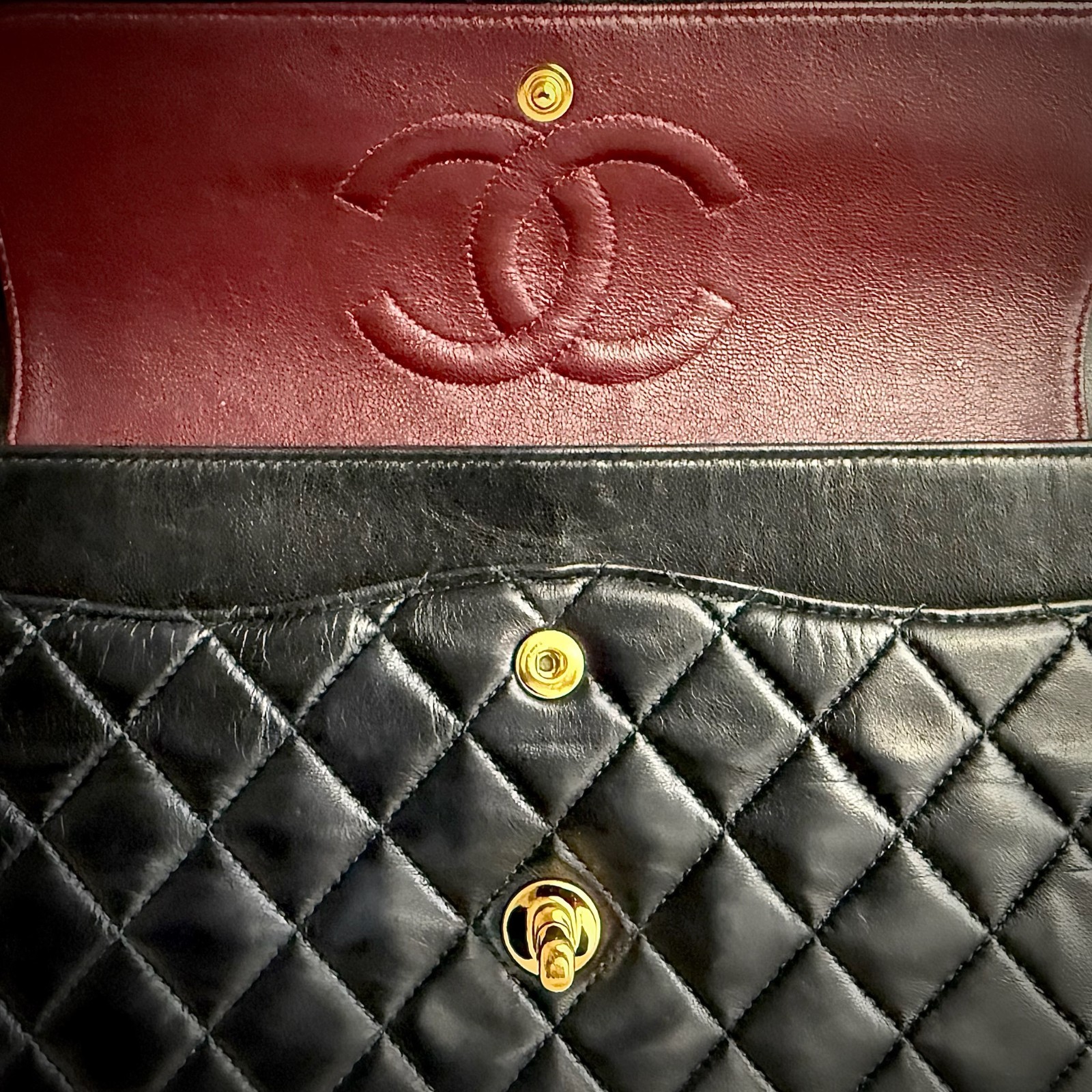 Chanel Classic Flap Medium Black Lambskin & Gold-Tone Metal