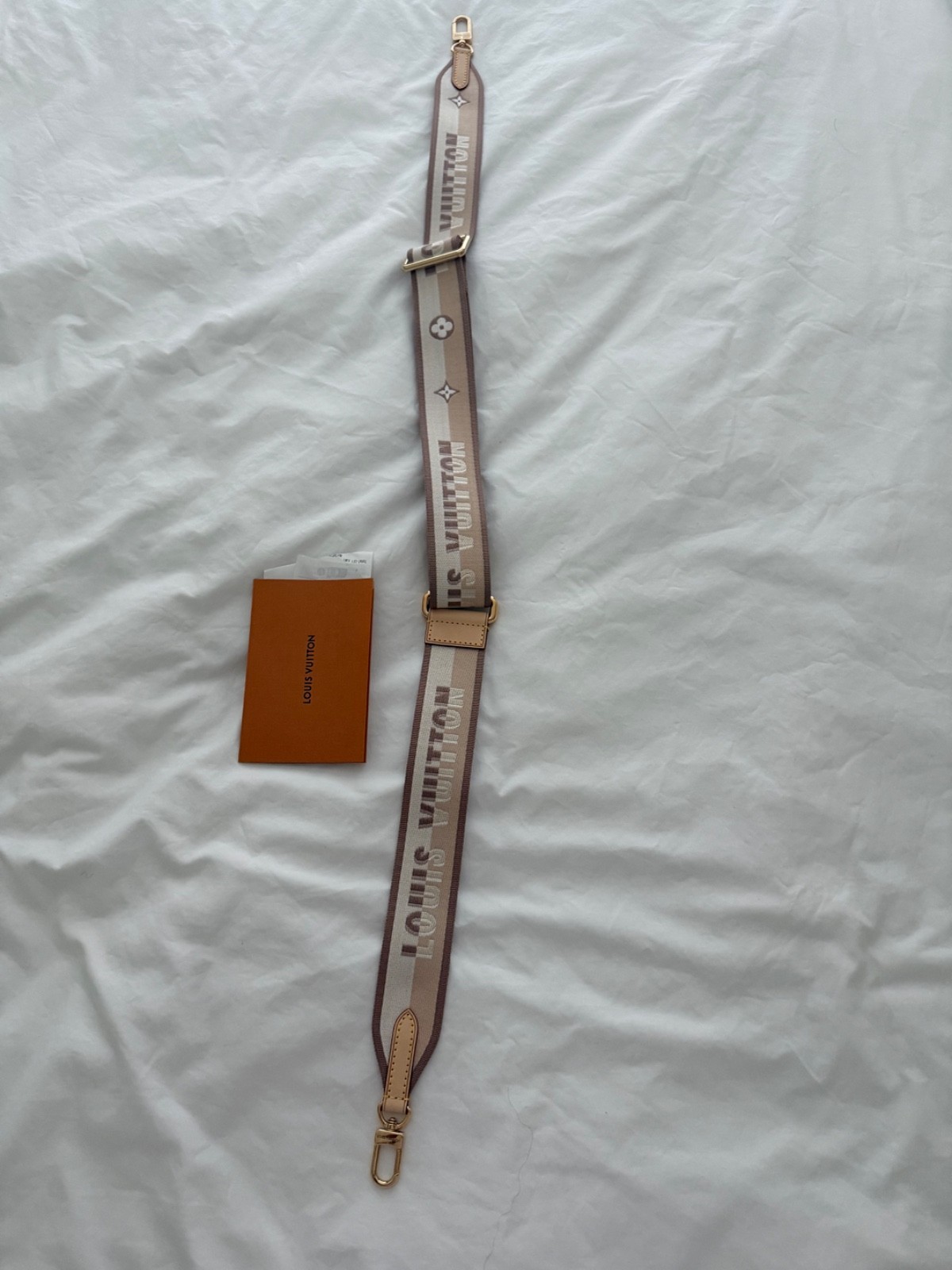 Louis Vuitton adjustable bandoulière strap – beige. Brand new unused