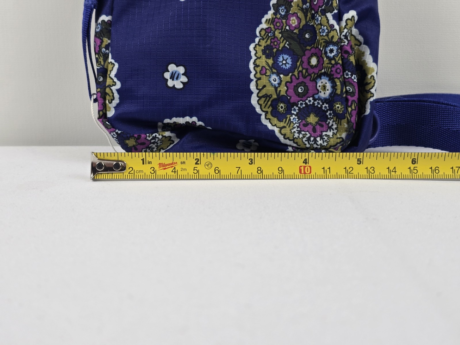 NWT Vera Bradley Kew Gardens Blue Small Lorman Sling Backpack
