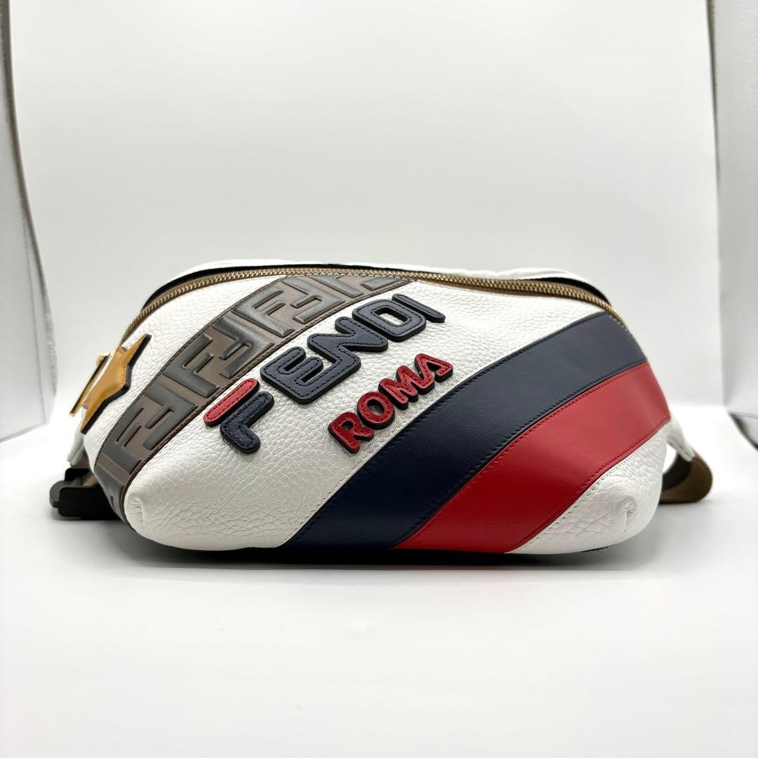 FENDI × FILA FENDI MANIA Leather White body bag Y2K Vintage Italy Authentic