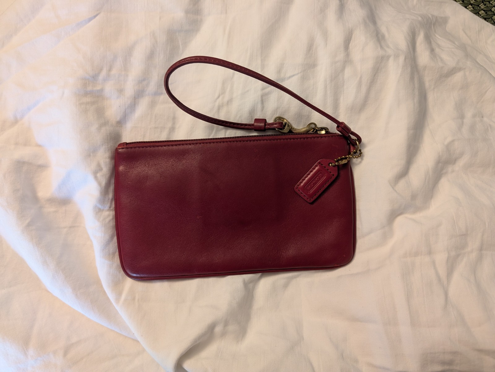 Vintage Coach Legacy Turnlock Wristlet Burgundy Leather Brass Hardware