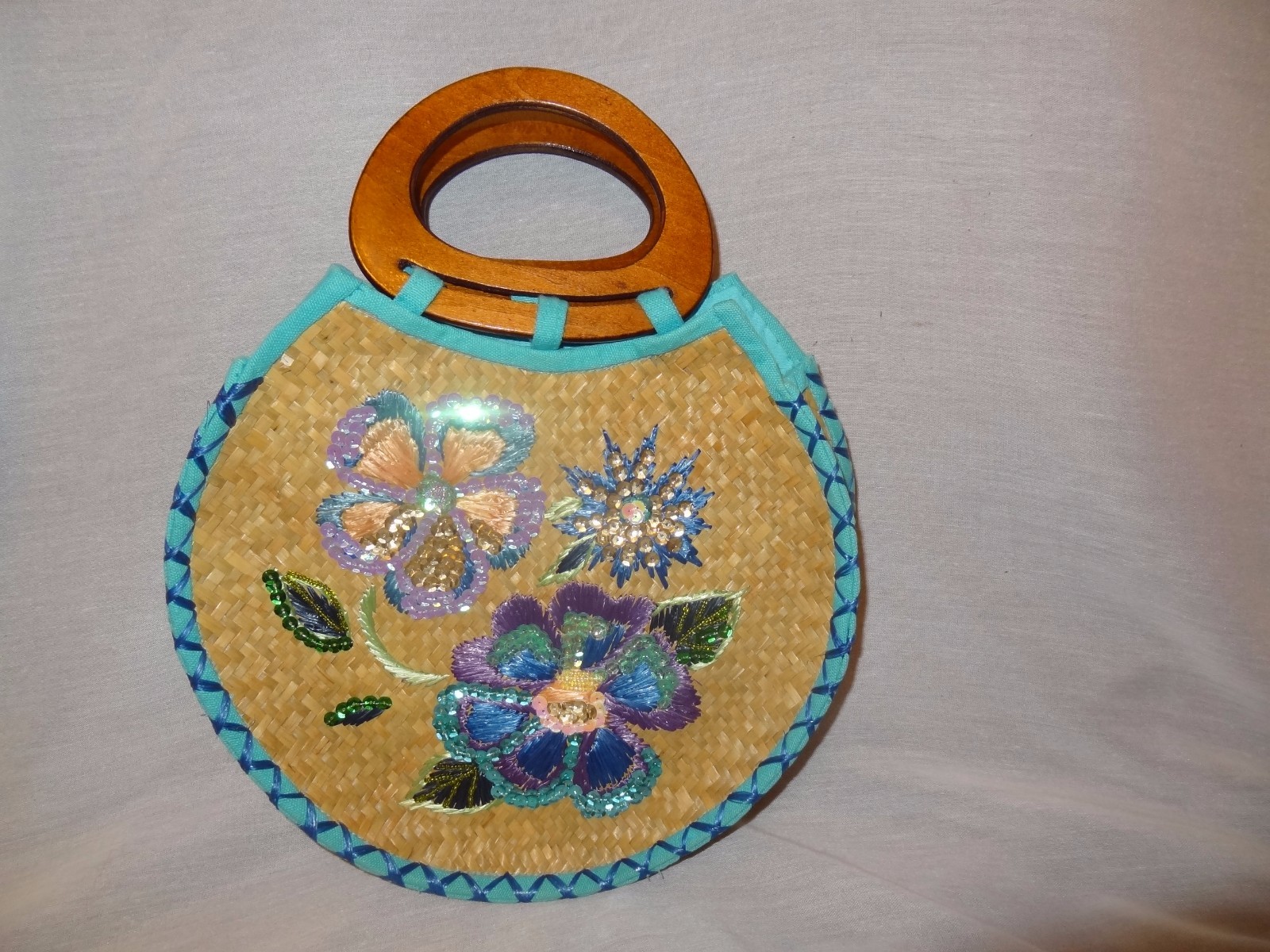 Purse Handbag Wicker Straw Floral Summer Wooden Handles Sequins 10″ Indeed