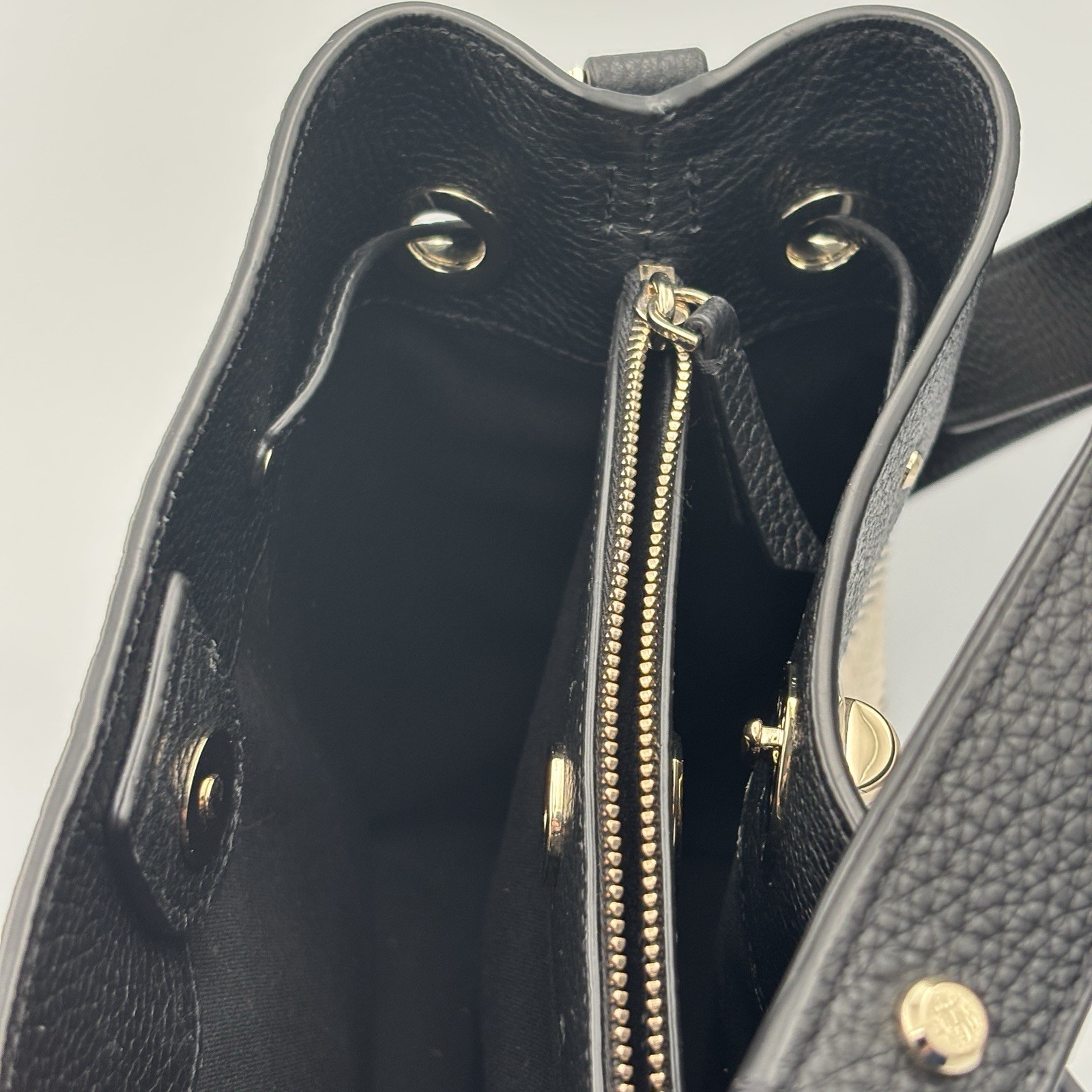 Kate Spade Marti Large Bucket Bag Black Plaid , Classic Luxury – Retired K9435