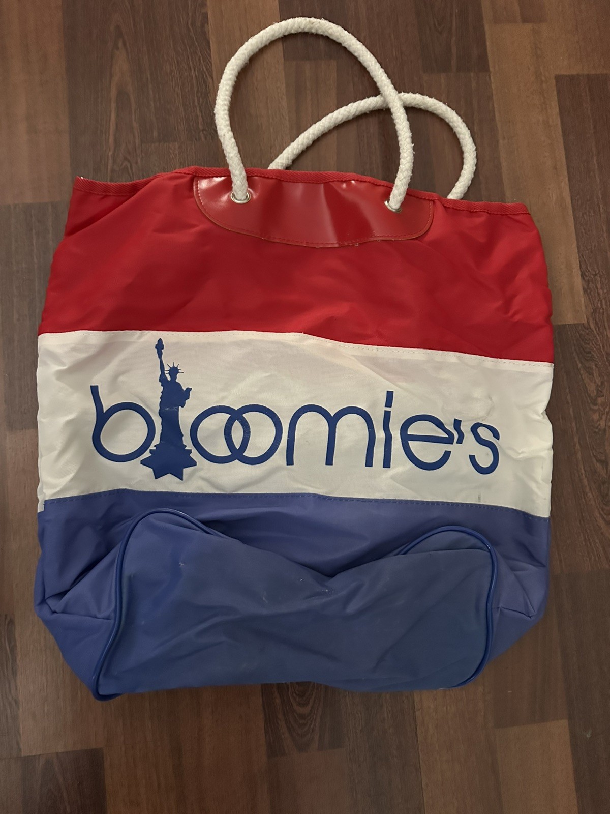 Vintage bloomie’s Bloomingdale’s Statue of Liberty NYC Large Rope-handle Tote