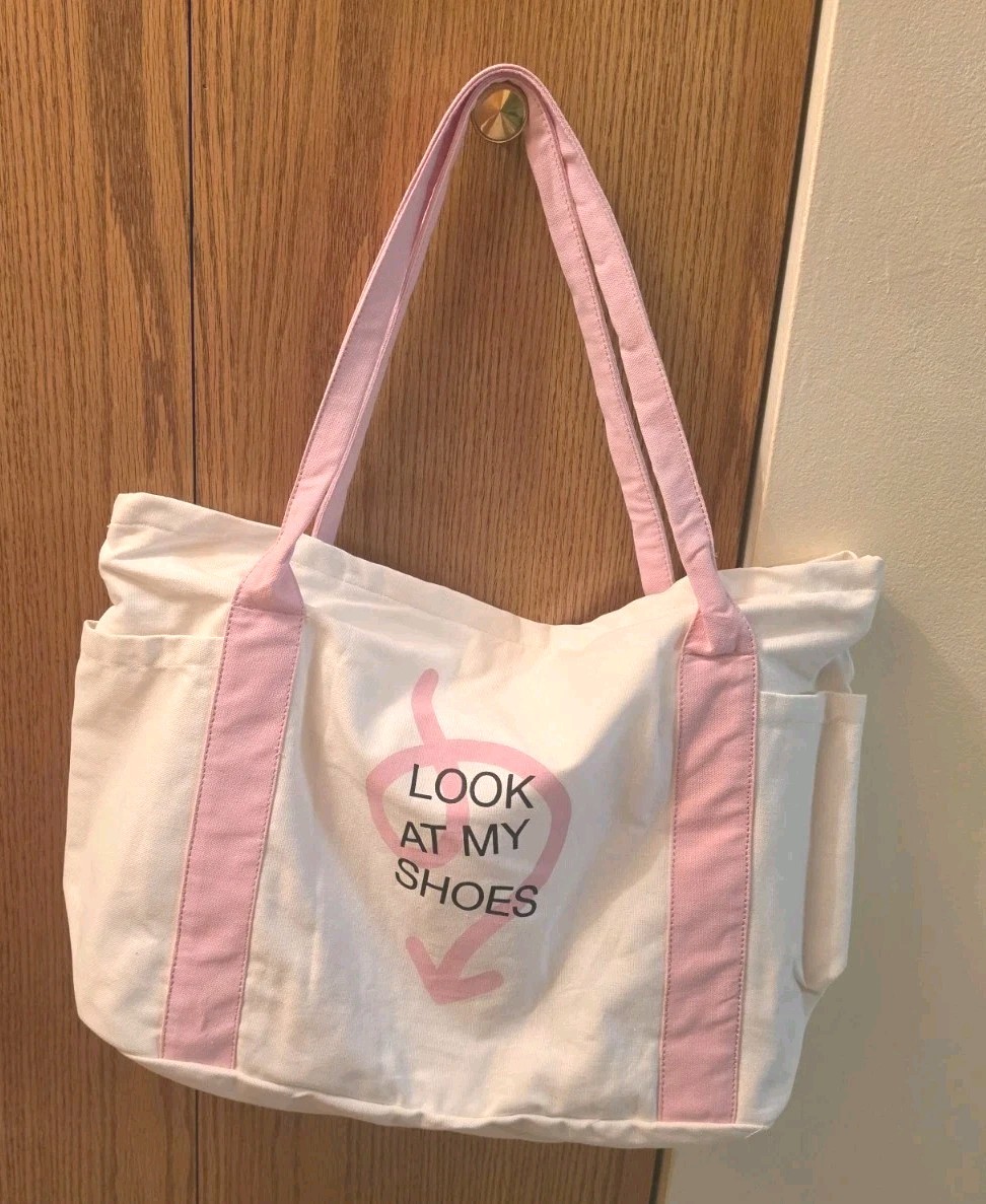 DSW Canvas Tote Bag Ivory/Pink Durable Zipper ” Look At My Shoes” New