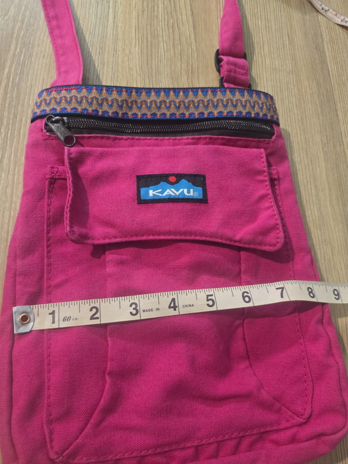KAVU Keeper Crossbody Bag Pink Crush Canvas Shoulder Purse Adjustable Strap