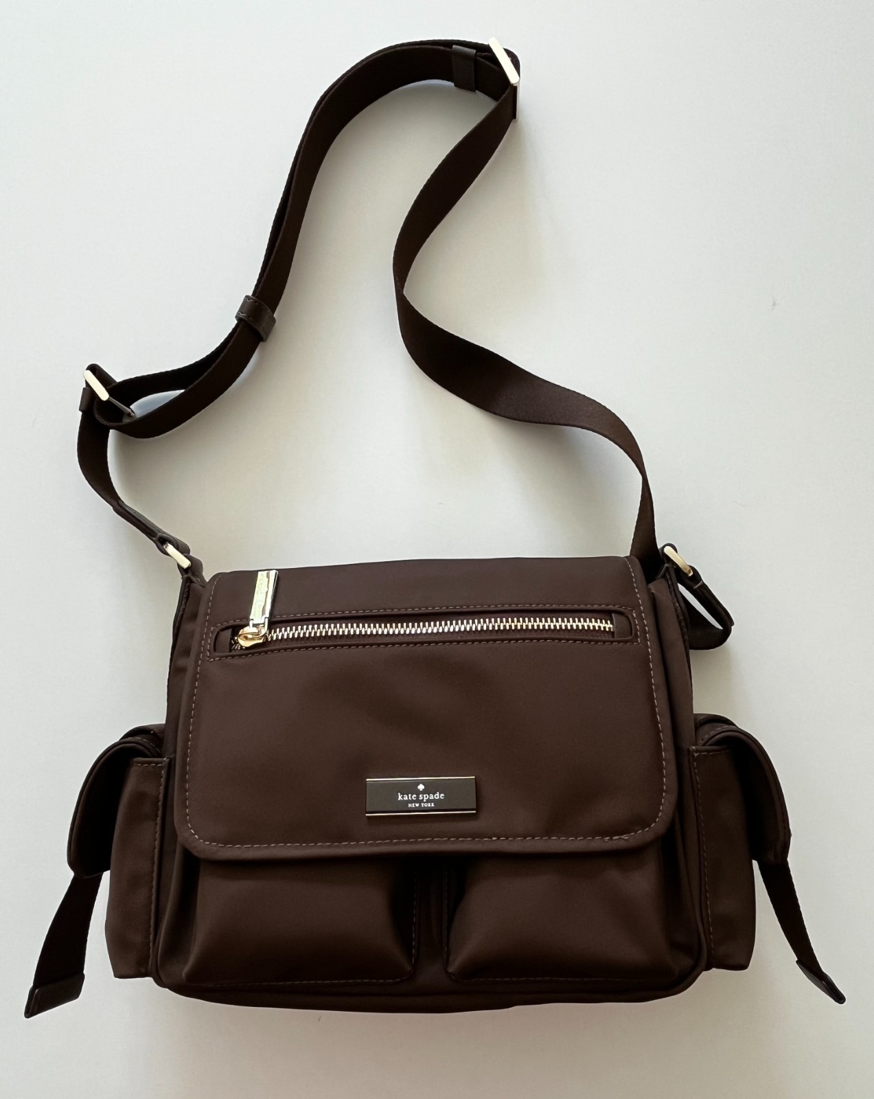 Kate Spade Carter Cargo Messenger Bag Crossbody Front/Side Pockets in Hot Fudge