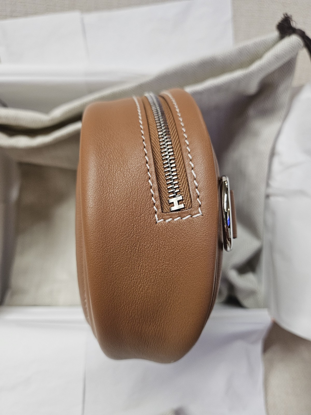 Hermes In The Loop Belt Bag Verso Swift Leather Gold/Yellow Palladium Hardware