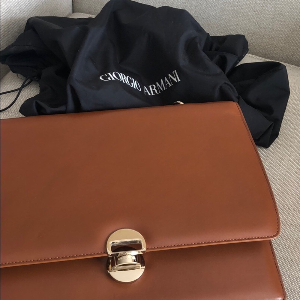 GIORGIO ARMANI Italian leather Shoulder Bag New & Authentic