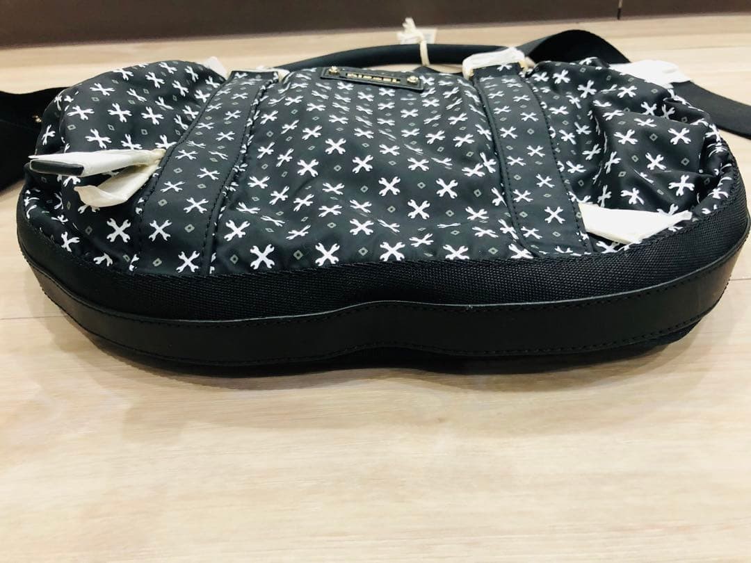DIESEL Black Nylon Shoulder Bag Unused with Adjustable Strap, 30cm x 22cm