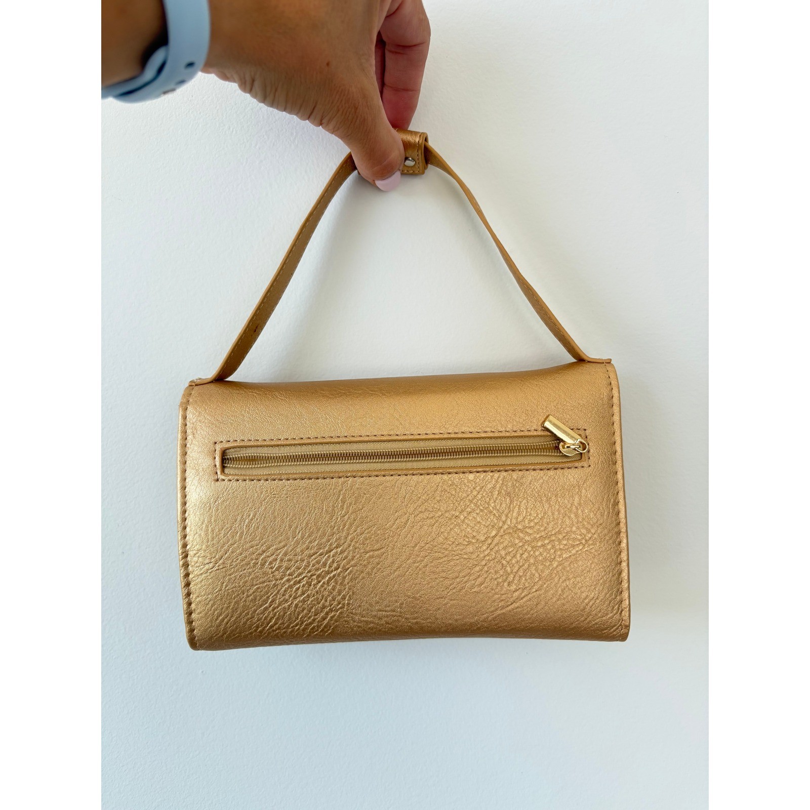 K. Carroll Accessories Gold Metallic Vegan Leather Crossbody Wallet Clutch Bag