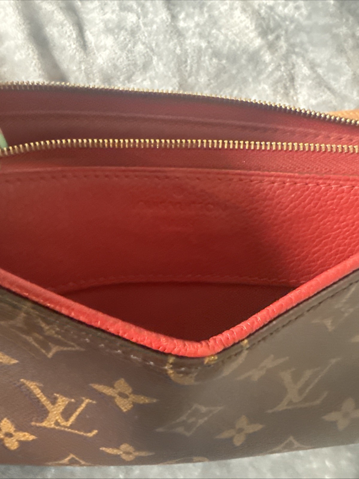 Louis Vuitton Clutch 2 way Shoulder Bag