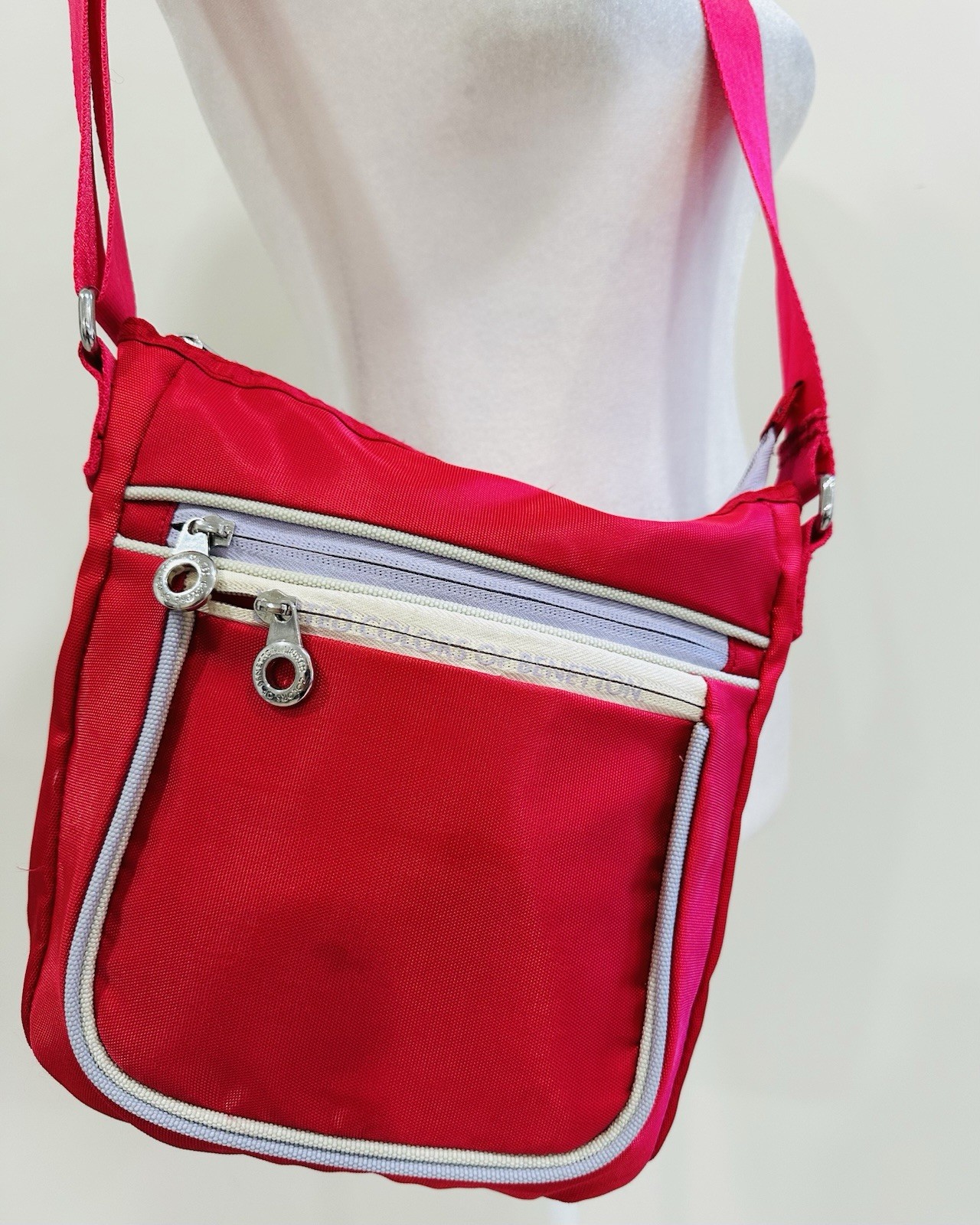 United Colors of Benetton Shoulder Bag Polyester Red