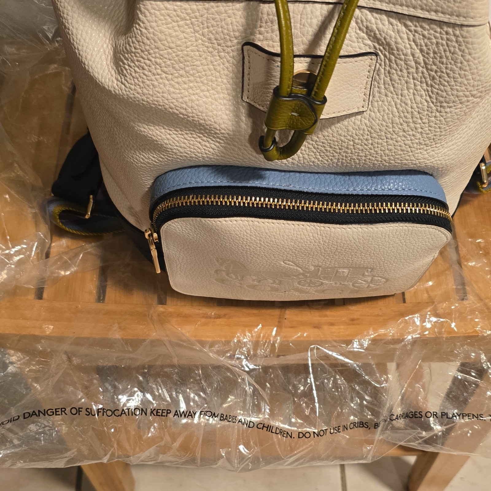 Coach Ivory Blue Navy Green Pebbled Bucket Drawstring Bag Stripe Strap Gold