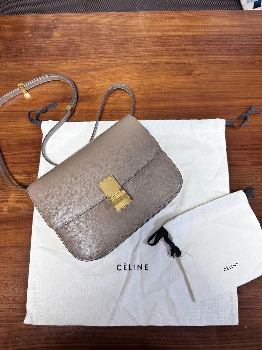 Celine Classic Box Bag Beige Leather 9.1in x 7.5in x 1.6in var 53cm