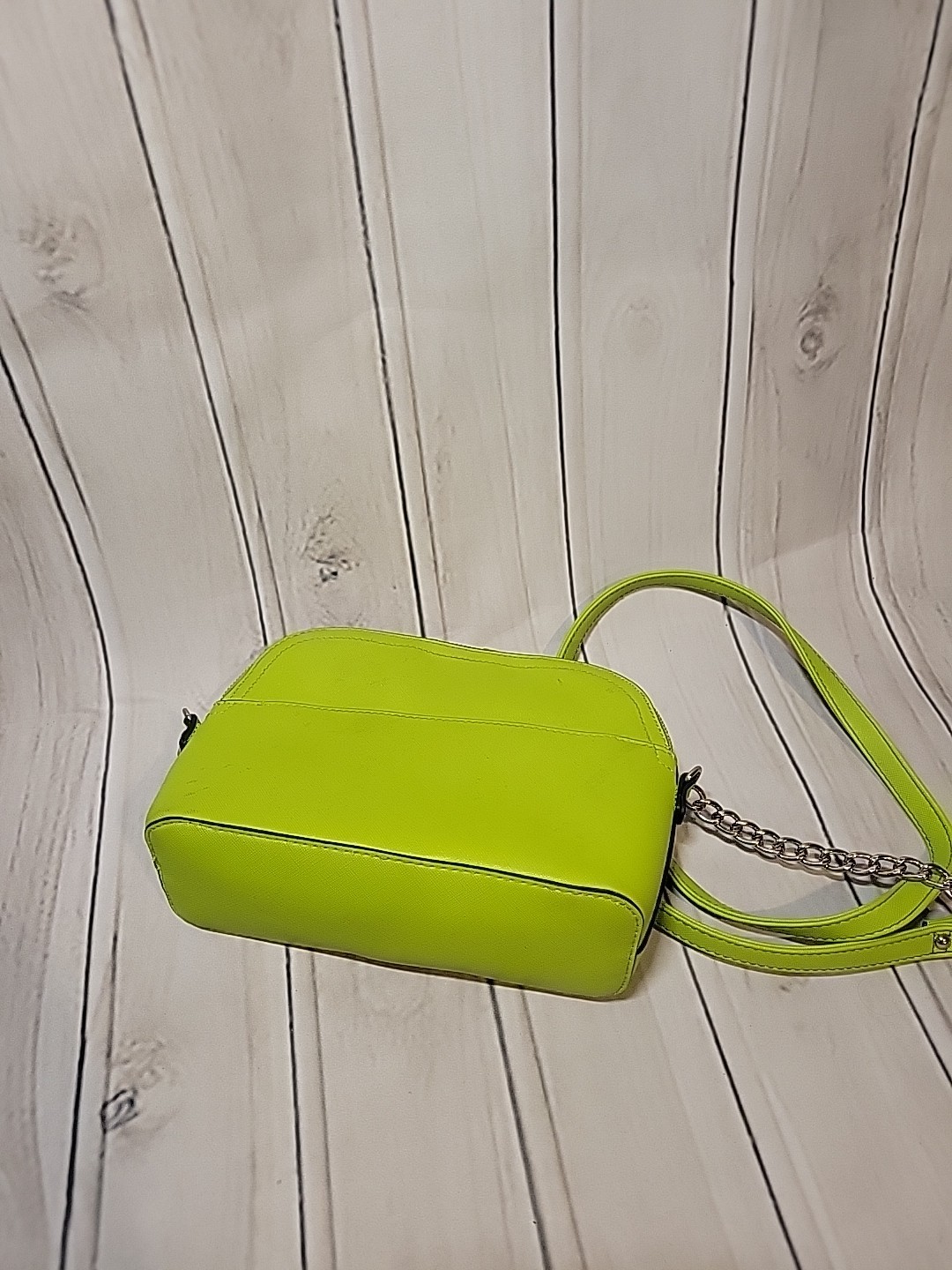 Steve Madden BMaggie Crossbody Bag Purse Lime Green Dome Silver Chain Strap