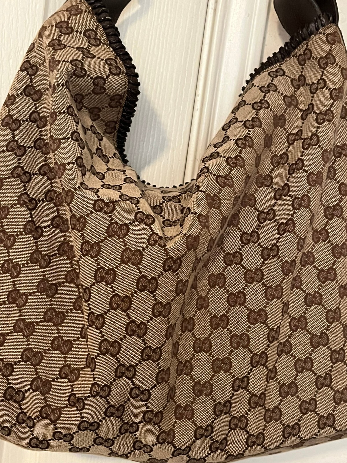 Authentic Gucci Large Horsebit Hobo GG Beige Monogram Canvas Leather Trim 114900