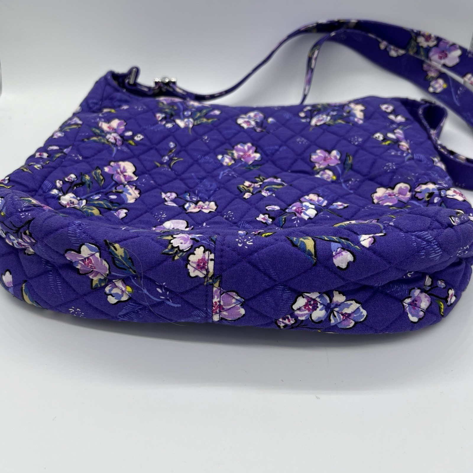 Vera Bradley Essential XL Crossbody – Purple – Wild Roses – 13x11x3” – Clean