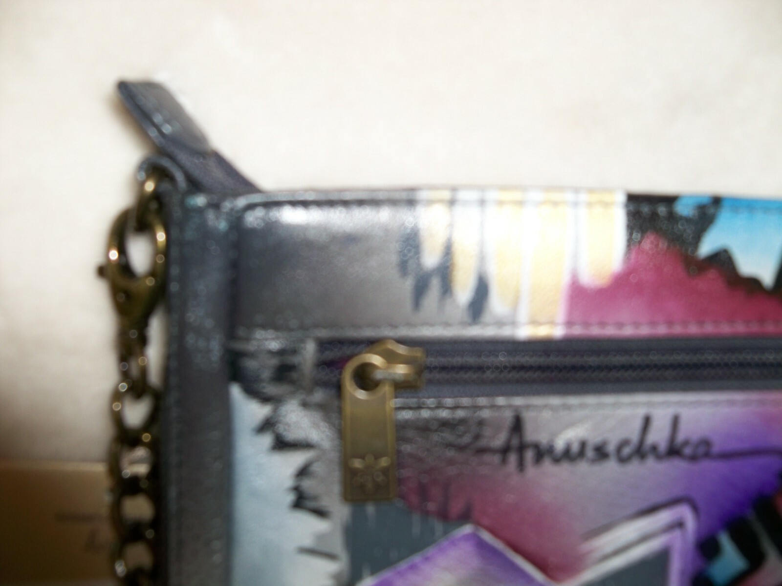 Anuschka SAMPLE #1 #636 URJ “URBAN JUNGLE” Compact Cross Body 8.5’x6’x2.75″