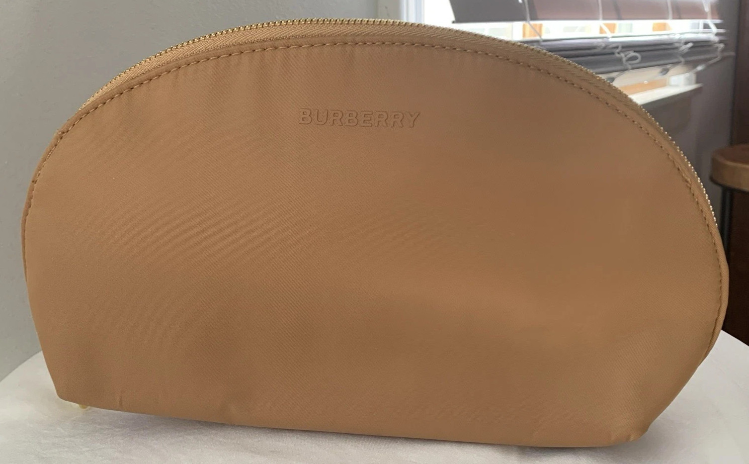 Burberry Pouch tan light brown Cosmetic Makeup Toiletry Travel Bag New #F2-3