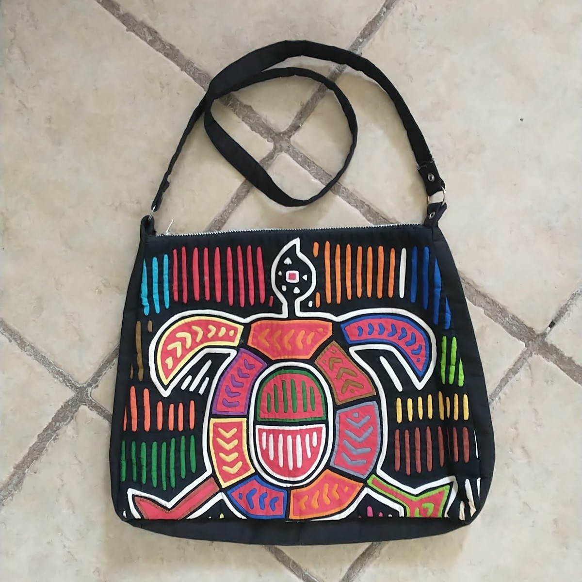 Handmade Shoulder Bag Turtle Multicolor Kuna Mola Fabric Ethnic Boho Panama