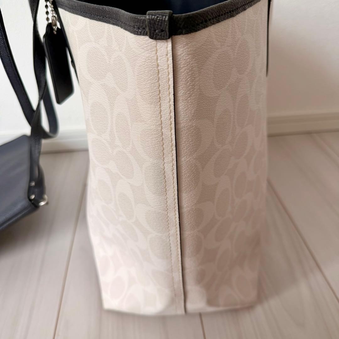 COACH F36658 Reversible City Tote PVC Canvas Leather Navy White Rare Authentic