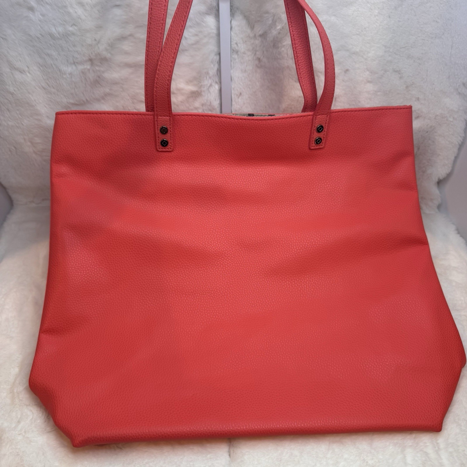 Thirty One Jewell ~ Calypso Coral ~ Around Town Tote ~ Women’s Purse Tote Bag