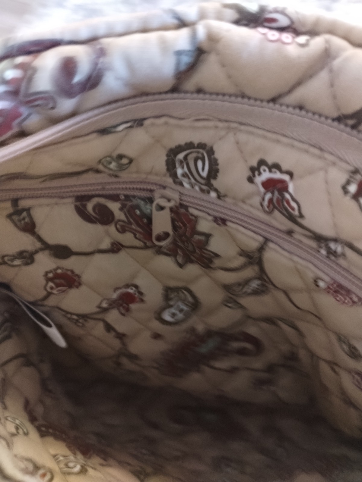 Bueno Collection Medium Crossbody Bag. Measures 10 X 11 Inches.