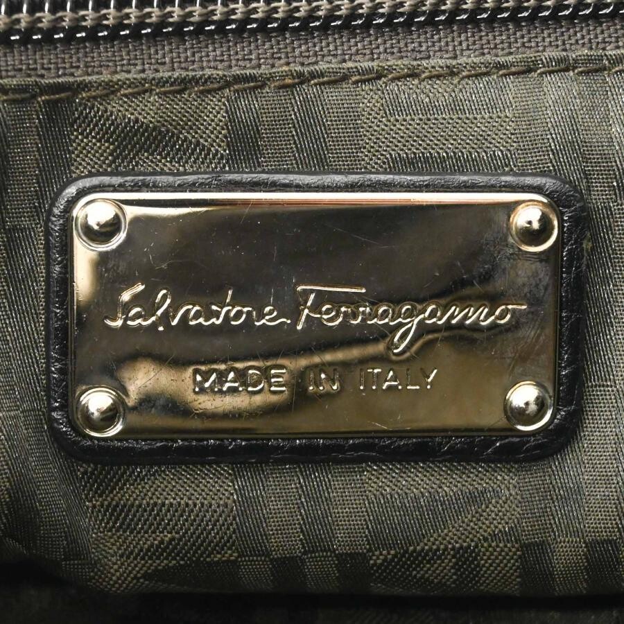 Salvatore Ferragamo Gancini Black Leather Turn Lock Handbag Silver Hardware
