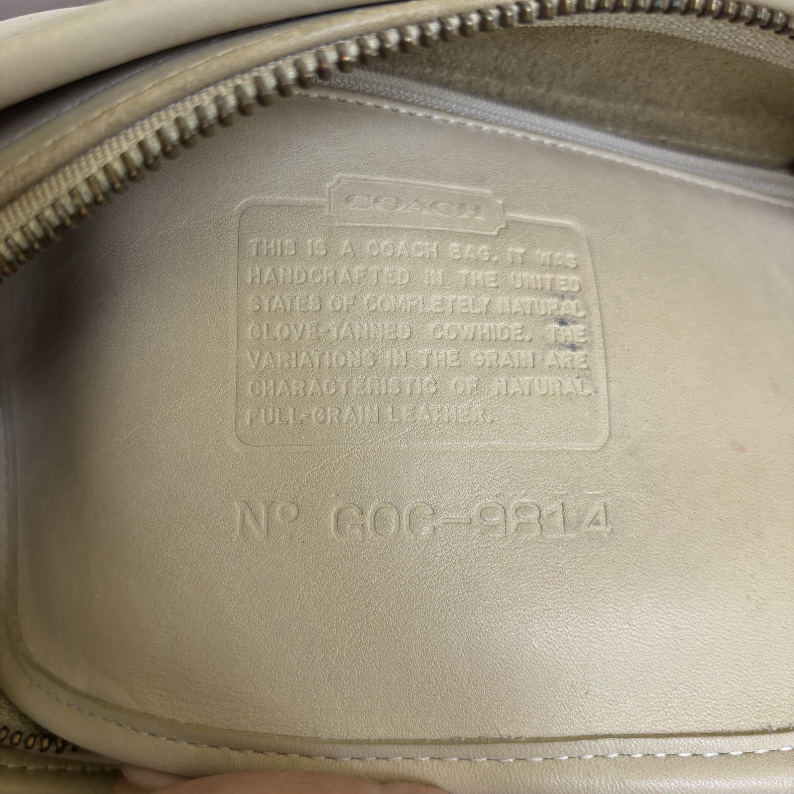 Coach Vintage 9814 Bone/Cream Leather Sutton Crossbody Shoulder Bag