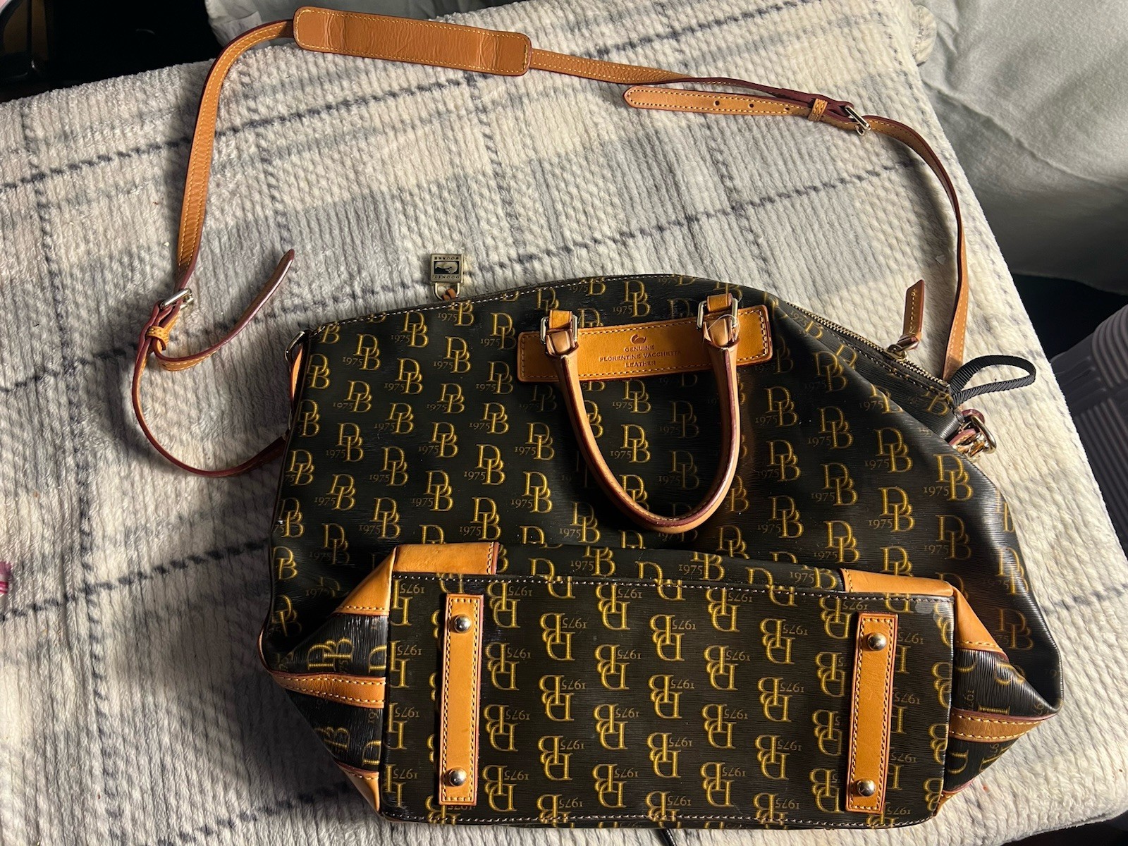 Dooney & Bourke Signature DB 75 Vanessa Satchel Florentine Leather Bag Charm