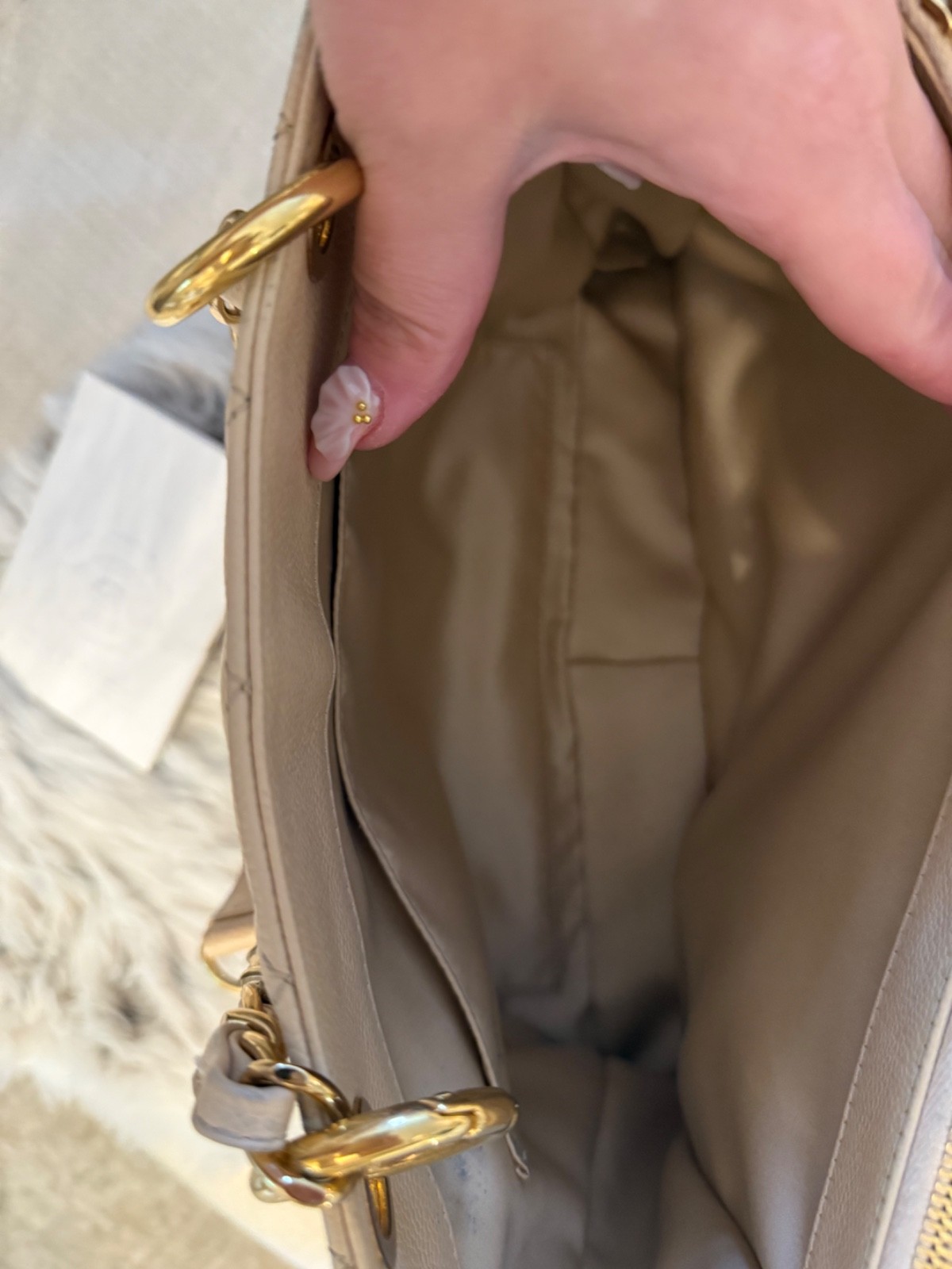 CHANEL tote purse caviar leather
