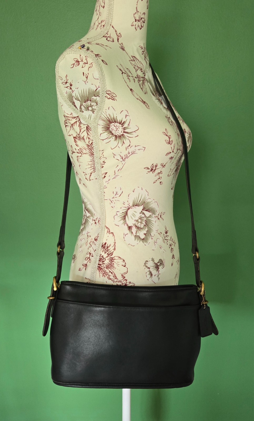 Coach 9802 Equestrian Slim Crossbody Bag Black Leather Vintage 90s