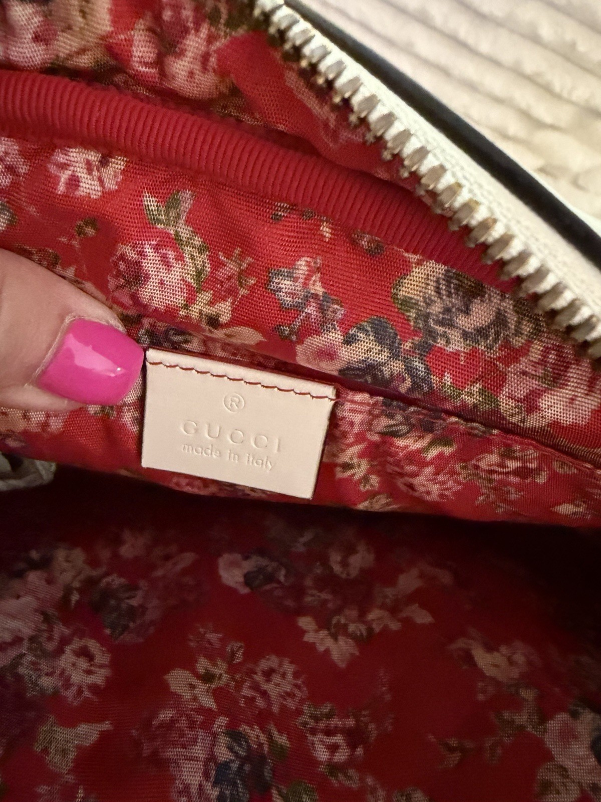 2019 Gucci White Quilted Trapuntata Camera Bag