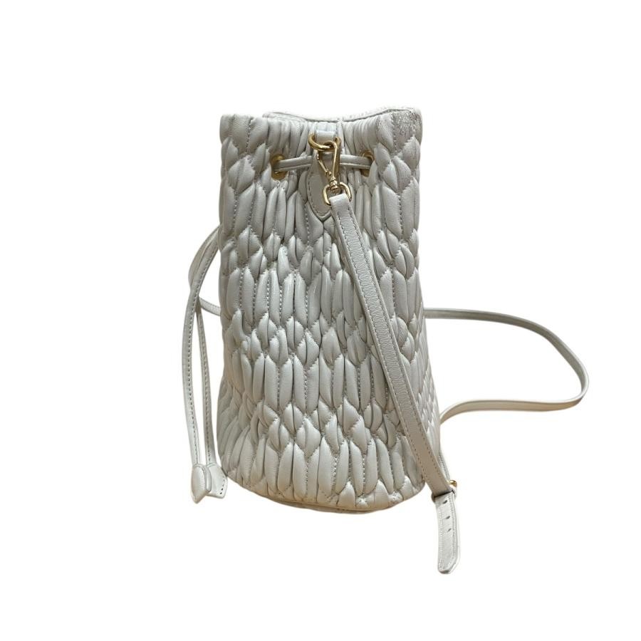 MIU MIU Bag: Nappa Matelassé Drawstring Ivory W19H20D12cm w/o accessories;