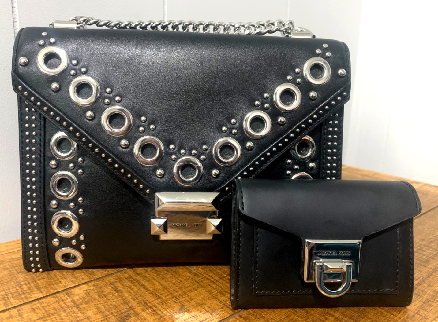 MICHAEL KORS Whitney Grommeted Medium Leather Bag WITH Matching Wallet – RARE!