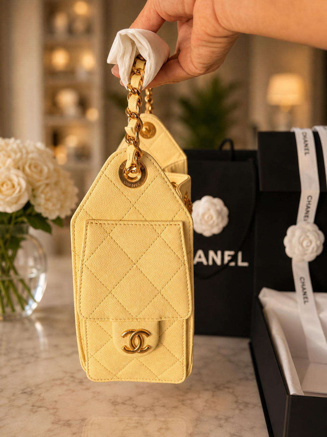 NEW Chanel 25 Mini Hobo Butter Yellow Caviar Gold HW Full Set Box, Bag, Receipt