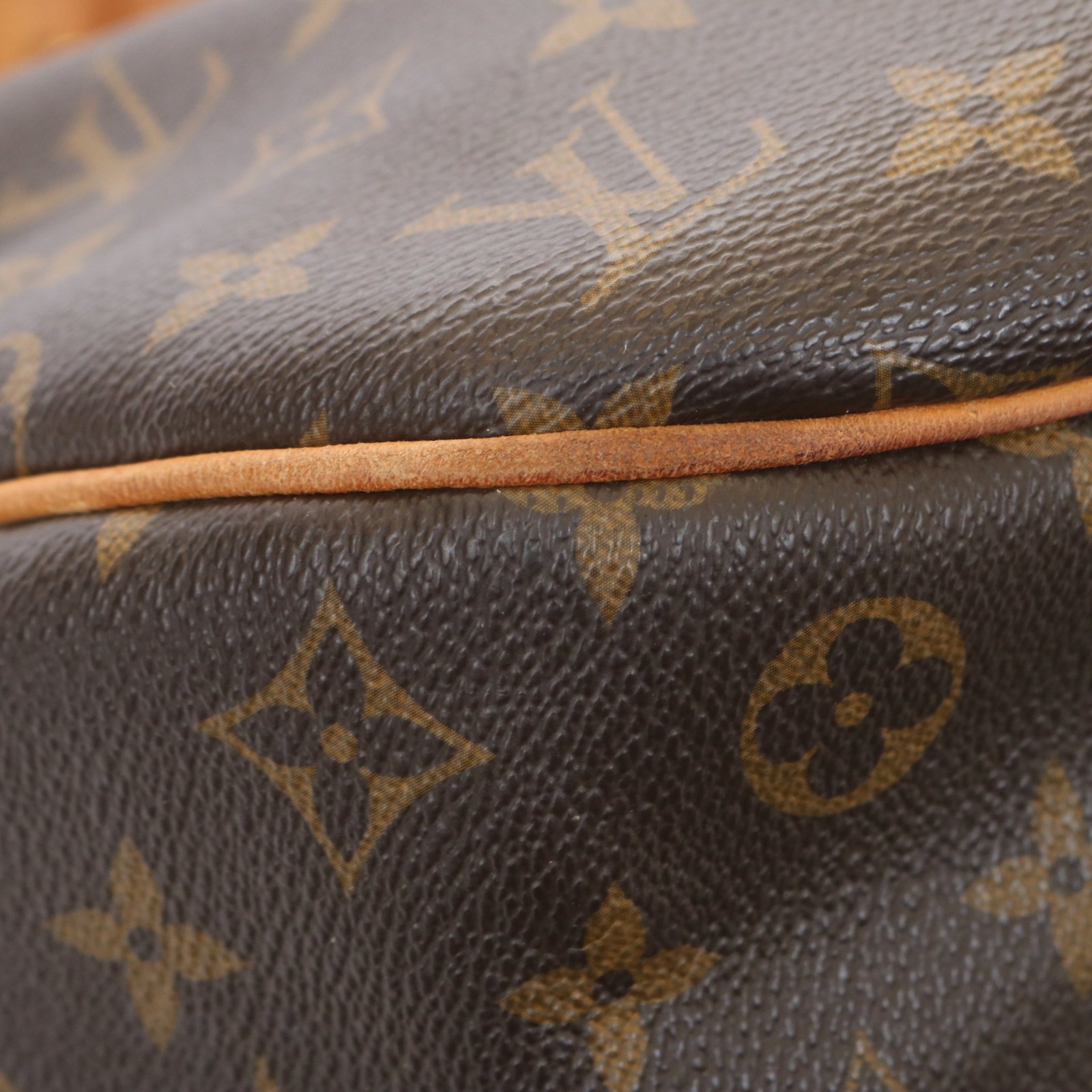 Authentic Louis Vuitton M56381 Galliera GM Brown Monogram Shoulder Bag